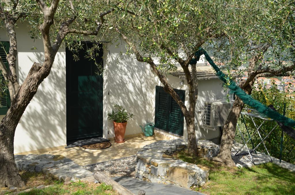 Agri Bed - L'Affittacamere In Collina - Guest Room On The Hill Lavagna Cameră foto